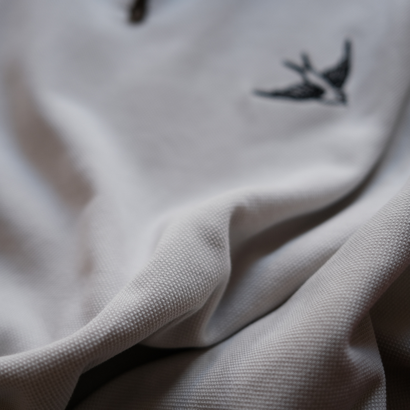 Piqué de coton bio du sweatshirt Commune golf, fabriqué au Portugal dans un atelier familial